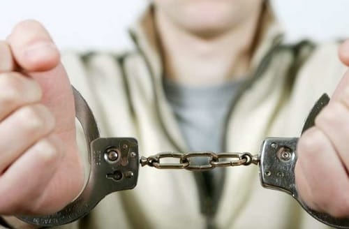 Ограбил собственную мать: жителя Светловодска взяли под стражу по подозрению в кражах
