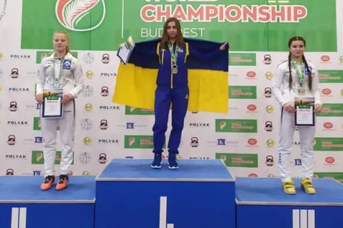 Спортсменка из Бобринца блестяще выступила на чемпионате мира по гиревому спорту