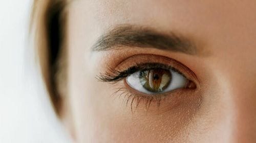 7 звичок, які шкодять вашим віям