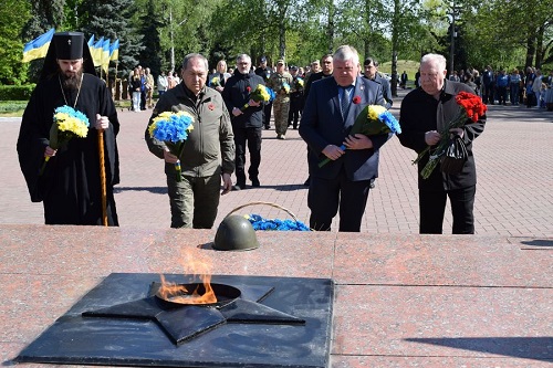 В Кропивницькому вшанували пам’ять героїв Другої світової і сучасної воєн