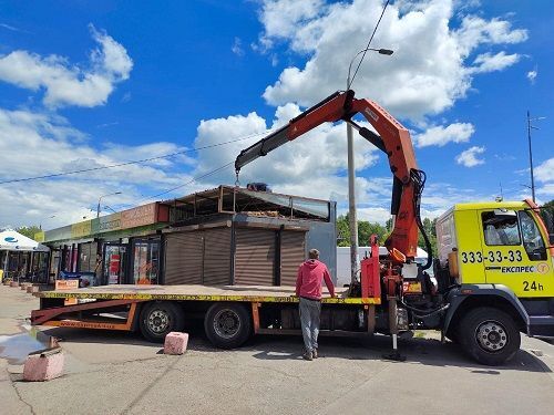 В Кропивницькому демонтують незаконно встановлені кіоски