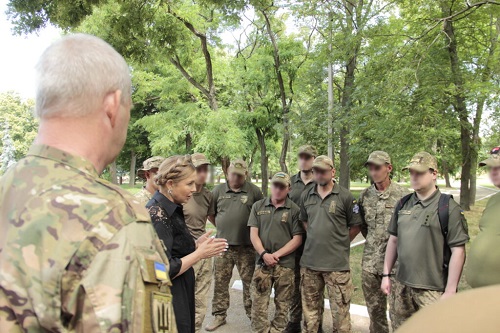 Тимошенко приїхала в Кропивницький і зустрілась з військовими