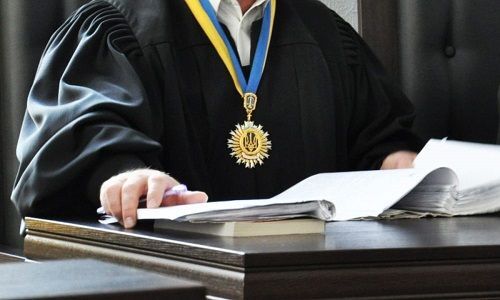 В Знам’янці суд покарав пенсіонерку за підтримку країни-агресора