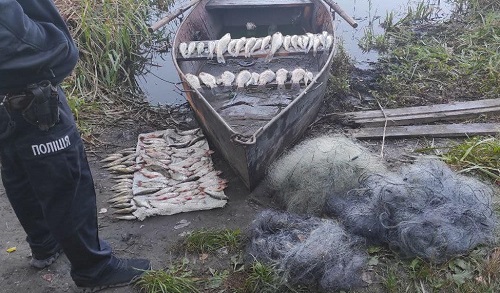 На Кіровоградщині затримали трьох рибалок-браконьєрів