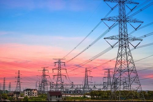 Відключення електроенергії: в Міненерго розповіли, коли натиснуть на рубильник