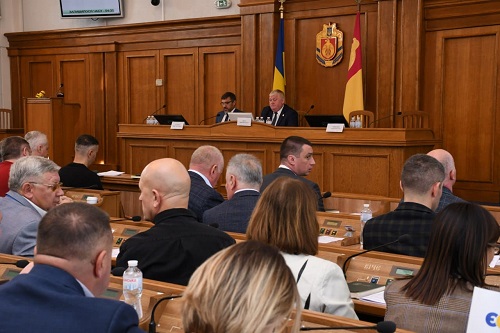 Діти військових харчуватимуться безкоштовно: депутати КОВА розширили перелік пільговиків