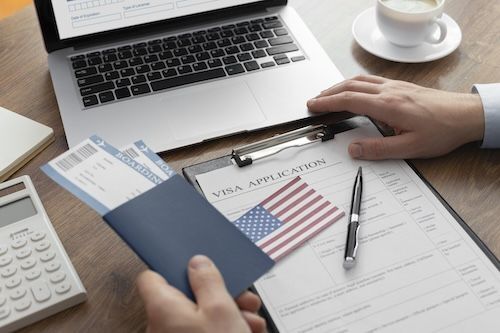 Як отримати візу в США? / Фото: freepik.com