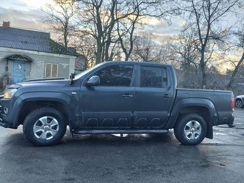 На Кіровоградщині підприємці передали Силам ППО автівку