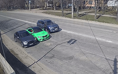 В Кропивницькому велосипедист в’їхав в автівку і втік з місця аварії