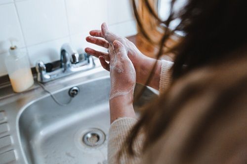 Дніпро-Кіровоград відключить воду в двох містах: кому доведеться зробити запаси