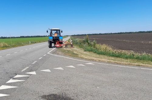 На Кіровоградщині оновили знаки і розмітку на дорогах державного значення