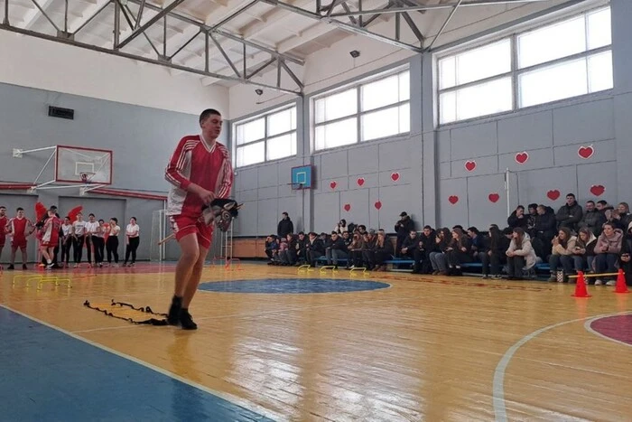 Змагання з хобіхорсингу
