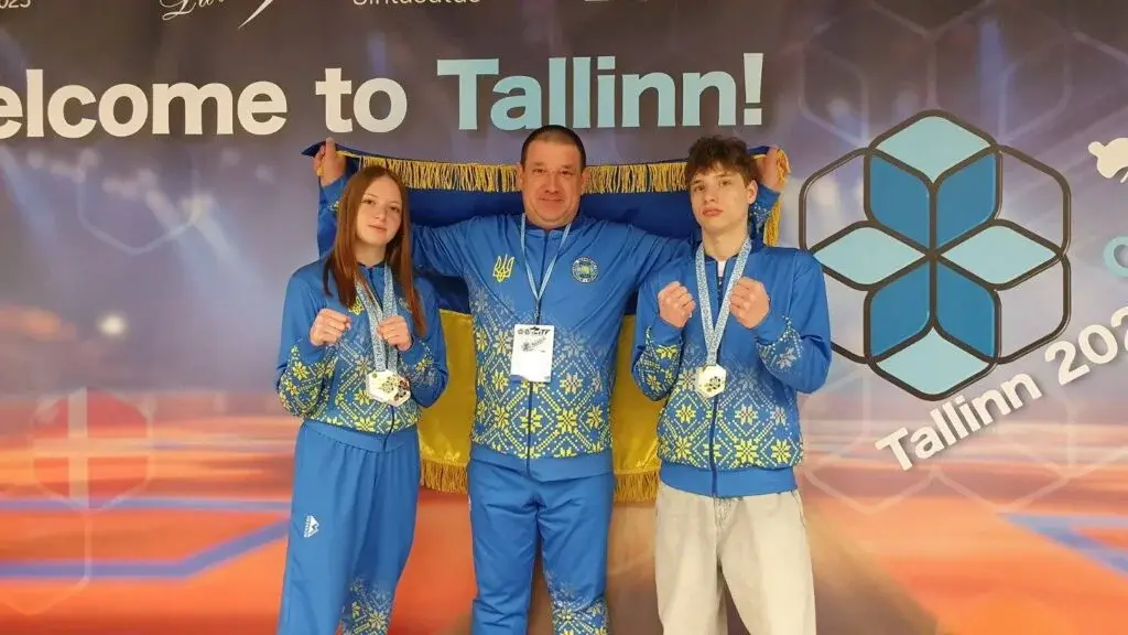Спортсмени